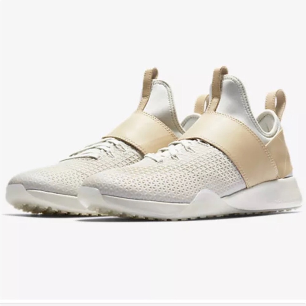 NWT Nike Air Zoom strong  - Picture 5 of 8